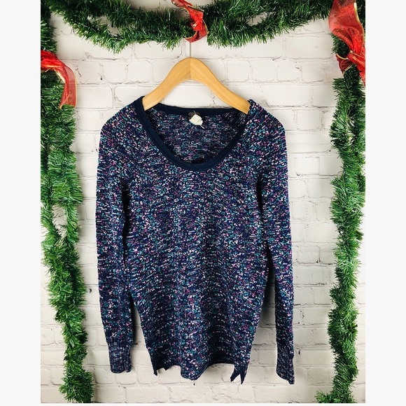 Free People Sweaters - FREE PEOPLE crew neck thermal long sleeve